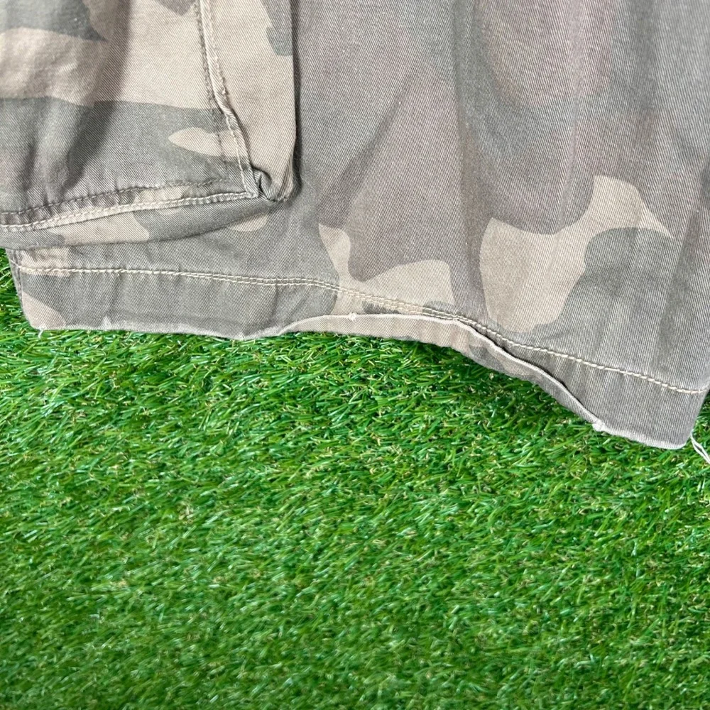 Wearfirst Mens Camouflage‎ Cargo Shorts Size 34 Green Brown Cotton Twill Y2K